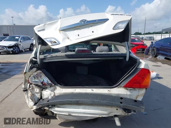 ✅ 2000 Toyota Avalon XL • VIN: 4T1BF28B2YU011025 • Лот: 42524465. Опубликован ранее на IAAI с пробегом 191 117 миль. Бесплатный доступ к архиву аукционных продаж из США и подробный отчёт об истории автомобиля на DreamBid. Изображение 16.