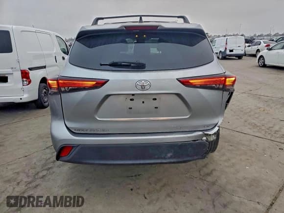 ✅ 2023 Toyota Highlander L • VIN: 5TDKDRAH6PS030844 • Lot: 96171595. Wystawiony na Copart z przebiegiem 73 909 mil. Bezpłatny archiwum sprzedaży aukcyjnych z USA i szczegółowy raport historii pojazdu na DreamBid. Zdjęcie 6.