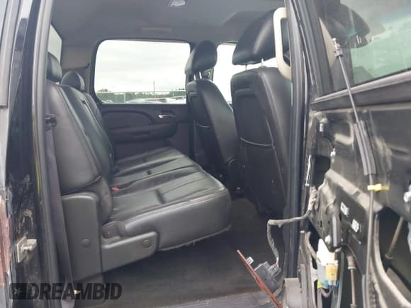 ✅ 2011 Chevrolet Silverado 2500HD LTZ • VIN: 1GC1KYC88BF151862 • Lot: 42994282. Listed on IAAI with 175,265 mi. Free auction sales archive from the USA and detailed vehicle history report at DreamBid. Image 8.