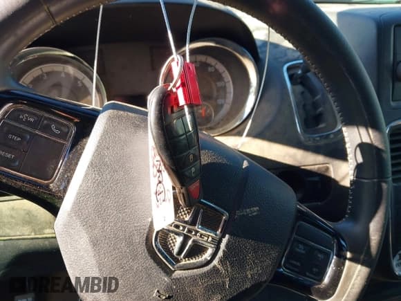 ✅ 2017 Dodge Grand Caravan SE • VIN: 2C4RDGBG9HR568358 • Lot: 43417063. Wystawiony na IAAI z przebiegiem 202 423 mil. Bezpłatny archiwum sprzedaży aukcyjnych z USA i szczegółowy raport historii pojazdu na DreamBid. Zdjęcie 11.