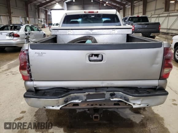 ✅ 2003 Chevrolet Silverado 1500 LS • VIN: 1GCEC14X83Z291647 • Лот: 84593145. Опубликован ранее на Copart с пробегом Не указан. Бесплатный доступ к архиву аукционных продаж из США и подробный отчёт об истории автомобиля на DreamBid. Изображение 6.