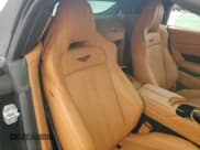 ✅ 2023 Aston Martin Vantage • VIN: SCFSMGBW9PGP08760 • Lot: 74983814. Wystawiony na Copart z przebiegiem 1 916 mil. Bezpłatny archiwum sprzedaży aukcyjnych z USA i szczegółowy raport historii pojazdu na DreamBid. Zdjęcie 10.