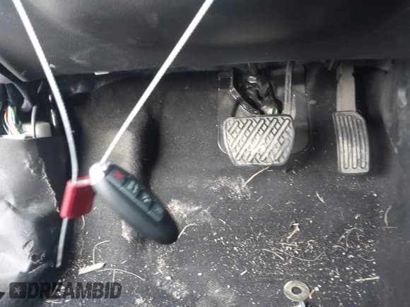 ✅ 2018 Nissan Sentra SV • VIN: 3N1AB7AP5JL628775 • Lot: 43550344. Wystawiony na IAAI z przebiegiem 170 611 mil. Bezpłatny archiwum sprzedaży aukcyjnych z USA i szczegółowy raport historii pojazdu na DreamBid. Zdjęcie 11.