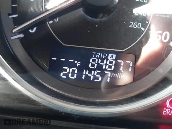 ✅ 2014 Mazda 6 i Grand Touring • VIN: JM1GJ1W65E1145999 • Lot: 43174860. Wystawiony na IAAI z przebiegiem 201 457 mil. Bezpłatny archiwum sprzedaży aukcyjnych z USA i szczegółowy raport historii pojazdu na DreamBid. Zdjęcie 16.