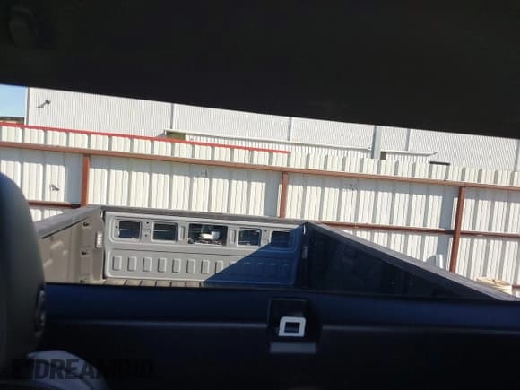 ✅ 2020 GMC Sierra 2500HD • VIN: 1GD08LE76LF327421 • Lot: 41769133. Wystawiony na IAAI z przebiegiem 35 021 mil. Bezpłatny archiwum sprzedaży aukcyjnych z USA i szczegółowy raport historii pojazdu na DreamBid. Zdjęcie 8.