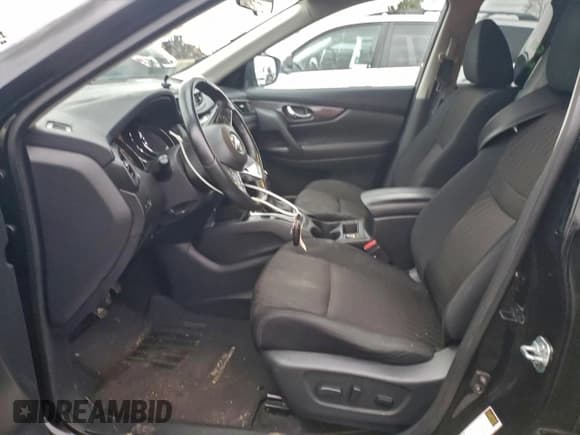 ✅ 2018 Nissan Rogue SV • VIN: 5N1AT2MV1JC799005 • Лот: 93947235. Опубликован ранее на Copart с пробегом 215 321 миль. Бесплатный доступ к архиву аукционных продаж из США и подробный отчёт об истории автомобиля на DreamBid. Изображение 7.