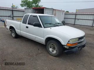 ✅ 2002 Chevrolet S-10 Fleet • VIN: 1GCCS195628174249 • Лот: 42082886. Опубликован ранее на IAAI с пробегом 362 368 миль. Бесплатный доступ к архиву аукционных продаж из США и подробный отчёт об истории автомобиля на DreamBid. Изображение 1.