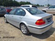 ✅ 2002 BMW 3 Series 325i • VIN: WBAEV33402KL72398 • Lot: 42596344. Listed on IAAI with 90,885 mi. Free auction sales archive from the USA and detailed vehicle history report at DreamBid. Image 3.