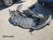 ✅ 2017 Chevrolet Impala LT • VIN: 2G1105S35H9104194 • Лот: 63594784. Опубликован ранее на Copart с пробегом 92 971 миль. Бесплатный доступ к архиву аукционных продаж из США и подробный отчёт об истории автомобиля на DreamBid. Изображение 14.