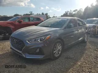✅ 2019 Hyundai Sonata SE • VIN: 5NPE24AF2KH742738 • Lot: 87027665. Wystawiony na Copart z przebiegiem 22 902 mil. Bezpłatny archiwum sprzedaży aukcyjnych z USA i szczegółowy raport historii pojazdu na DreamBid. Zdjęcie 1.