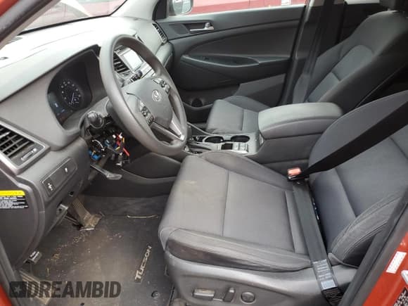 ✅ 2017 Hyundai Tucson SE • VIN: KM8J3CA46HU465851 • Лот: 90410365. Опубликован ранее на Copart с пробегом 53 408 миль. Бесплатный доступ к архиву аукционных продаж из США и подробный отчёт об истории автомобиля на DreamBid. Изображение 7.