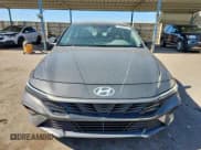 ✅ 2025 Hyundai Elantra SEL Sport • VIN: KMHLM4DG2SU964672 • Lot: 91083315. Listed on Copart with 4,295 mi. Free auction sales archive from the USA and detailed vehicle history report at DreamBid. Image 5.