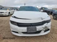 ✅ 2017 Dodge Charger SXT • VIN: 2C3CDXHG6HH553579 • Lot: 91736825. Wystawiony na Copart z przebiegiem 117 272 mil. Bezpłatny archiwum sprzedaży aukcyjnych z USA i szczegółowy raport historii pojazdu na DreamBid. Zdjęcie 5.