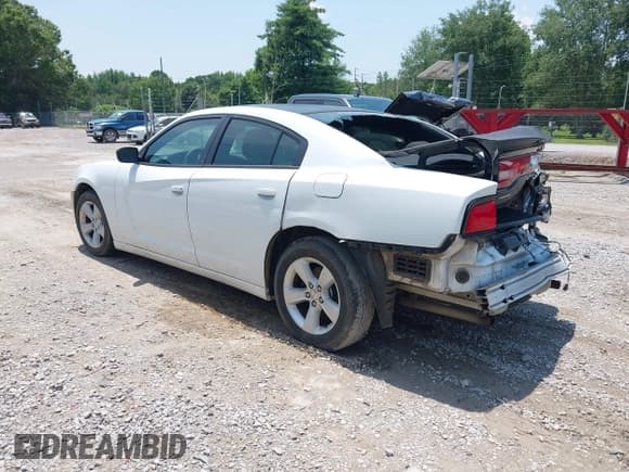 ✅ 2012 Dodge Charger SE • VIN: 2C3CDXBG4CH262760 • Лот: 42474065. Опубликован ранее на IAAI с пробегом 234 362 миль. Бесплатный доступ к архиву аукционных продаж из США и подробный отчёт об истории автомобиля на DreamBid. Изображение 3.
