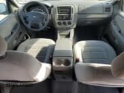 ✅ 2005 Ford Explorer XLT • VIN: 1FMZU63K55UA19375 • Лот: 69837015. Опубликован ранее на Copart с пробегом 159 528 миль. Бесплатный доступ к архиву аукционных продаж из США и подробный отчёт об истории автомобиля на DreamBid. Изображение 8.