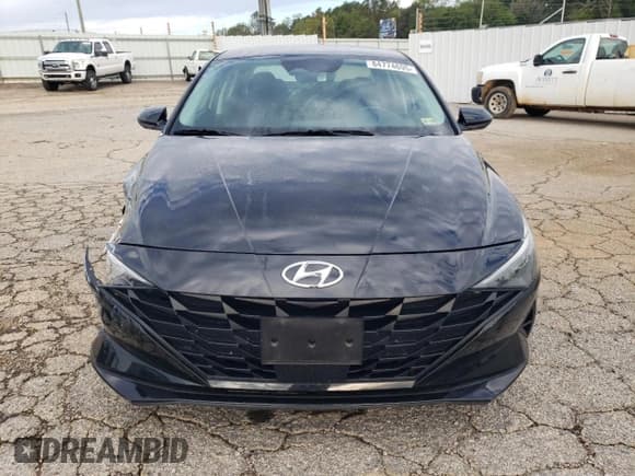✅ 2022 Hyundai Elantra SEL • VIN: 5NPLS4AG4NH059315 • Lot: 84774695. Listed on Copart with 33,240 mi. Free auction sales archive from the USA and detailed vehicle history report at DreamBid. Image 5.