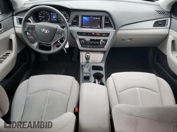 ✅ 2015 Hyundai Sonata SE • VIN: 5NPE24AF9FH057979 • Lot: 89143275. Listed on Copart with 85,280 mi. Free auction sales archive from the USA and detailed vehicle history report at DreamBid. Image 8.