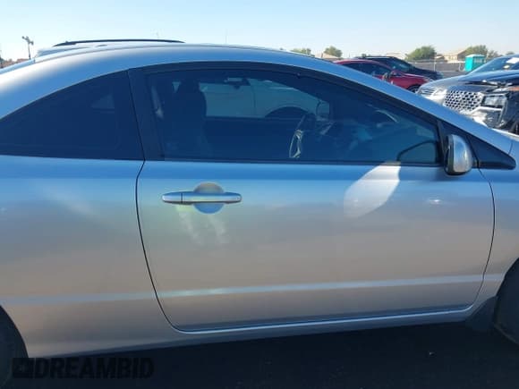 ✅ 2008 Honda Civic EX • VIN: 2HGFG12818H533336 • Lot: 43799915. Listed on IAAI with 194,975 mi. Free auction sales archive from the USA and detailed vehicle history report at DreamBid. Image 13.