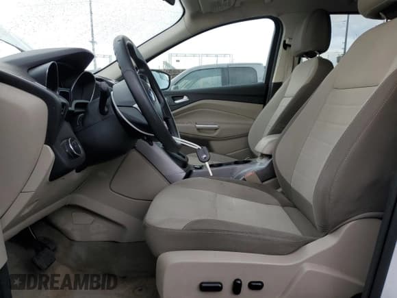 ✅ 2014 Ford Escape SE • VIN: 1FMCU9GX5EUC53318 • Лот: 93408975. Опубликован ранее на Copart с пробегом 89 823 миль. Бесплатный доступ к архиву аукционных продаж из США и подробный отчёт об истории автомобиля на DreamBid. Изображение 7.