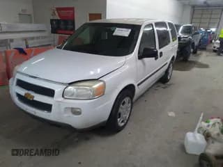 ✅ 2008 Chevrolet Uplander Cargo • VIN: 1GBDV13138D211828 • Lot: 41607439. Listed on IAAI with 191,224 mi. Free auction sales archive from the USA and detailed vehicle history report at DreamBid. Image 2.