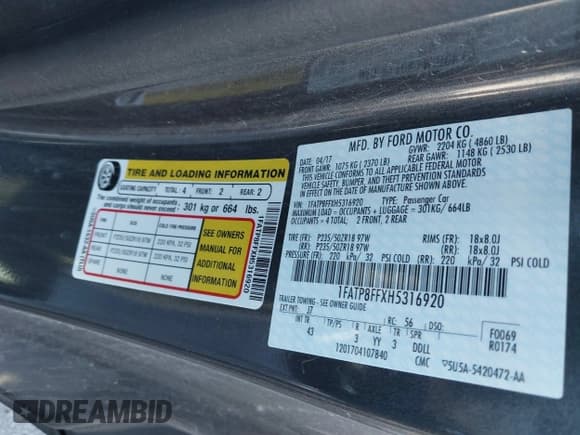 ✅ 2017 Ford Mustang GT Premium • VIN: 1FATP8FFXH5316920 • Lot: 40822348. Wystawiony na IAAI z przebiegiem 18 983 mil. Bezpłatny archiwum sprzedaży aukcyjnych z USA i szczegółowy raport historii pojazdu na DreamBid. Zdjęcie 9.