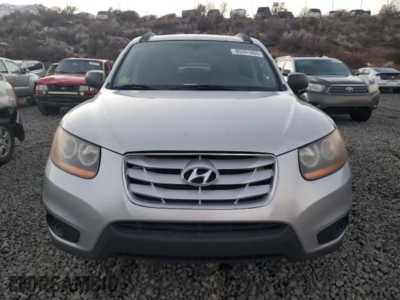 ✅ 2011 Hyundai Santa Fe GLS • VIN: 5XYZG3AB1BG013924 • Lot: 85591494. Listed on Copart with 185,852 mi. Free auction sales archive from the USA and detailed vehicle history report at DreamBid. Image 5.