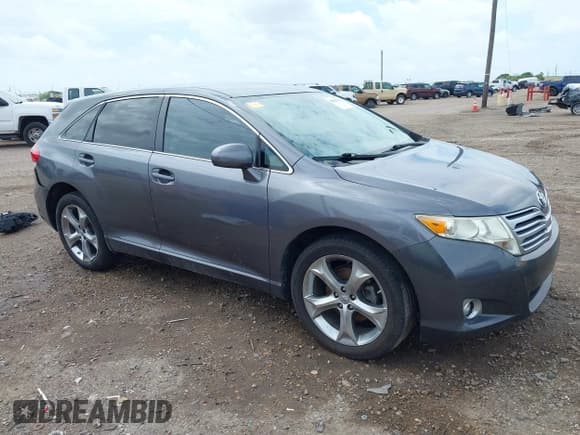 ✅ 2010 Toyota Venza • VIN: 4T3ZK3BB4AU032593 • Lot: 42659962. Listed on IAAI with 170,653 mi. Free auction sales archive from the USA and detailed vehicle history report at DreamBid. Image 1.