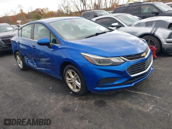 ✅ 2017 Chevrolet Cruze LT • VIN: 1G1BE5SM6H7242486 • Lot: 43576349. Listed on IAAI with 157,148 mi. Free auction sales archive from the USA and detailed vehicle history report at DreamBid. Image 1.