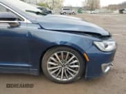 ✅ 2017 Lincoln MKZ Hybrid Select • VIN: 3LN6L5LUXHR634596 • Lot: 42017138. Wystawiony na IAAI z przebiegiem 103 195 mil. Bezpłatny archiwum sprzedaży aukcyjnych z USA i szczegółowy raport historii pojazdu na DreamBid. Zdjęcie 18.