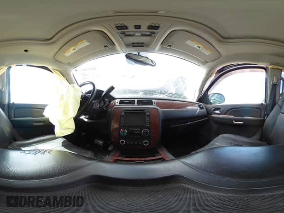 2008 Chevrolet Tahoe 2LT z VIN 1GNFC13JX8R107504, wystawiony jako IAAI lot #42058079 z przebiegiem Nie podano mil oraz . Historia ofert i sprzedaży dostępna na DreamBid. Obrazek 18.