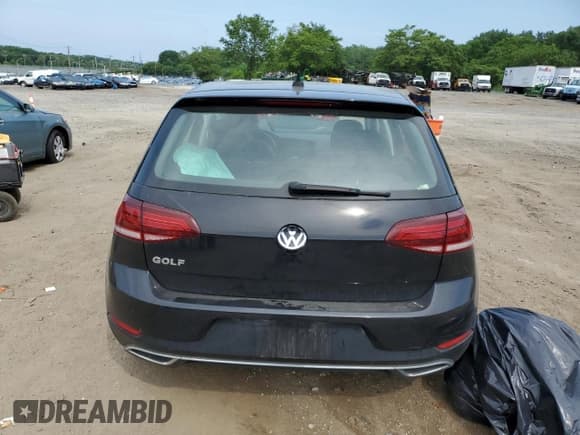 ✅ 2021 Volkswagen Golf TSI • VIN: 3VWG57AUXMM002333 • Lot: 60300575. Wystawiony na Copart z przebiegiem 84 946 mil. Bezpłatny archiwum sprzedaży aukcyjnych z USA i szczegółowy raport historii pojazdu na DreamBid. Zdjęcie 6.