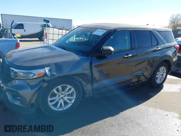 ✅ 2020 Ford Explorer • VIN: 1FMSK8BB3LGC64398 • Lot: 38070178. Listed on IAAI with 23,260 mi. Free auction sales archive from the USA and detailed vehicle history report at DreamBid. Image 18.