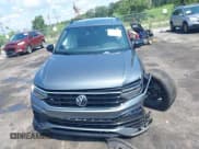 ✅ 2024 Volkswagen Tiguan SE R-Line Black • VIN: 3VVCB7AX2RM212440 • Lot: 43047174. Wystawiony na IAAI z przebiegiem Nie podano. Bezpłatny archiwum sprzedaży aukcyjnych z USA i szczegółowy raport historii pojazdu na DreamBid. Zdjęcie 11.