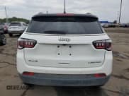 ✅ 2024 Jeep Compass Limited • VIN: 3C4NJDCN5RT128297 • Lot: 81439605. Wystawiony na Copart z przebiegiem 18 949 mil. Bezpłatny archiwum sprzedaży aukcyjnych z USA i szczegółowy raport historii pojazdu na DreamBid. Zdjęcie 6.