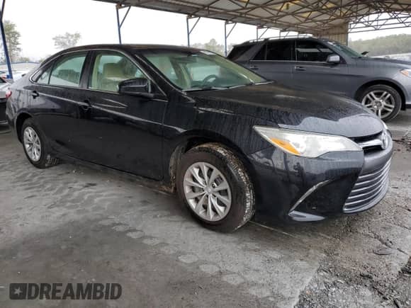 2015 Toyota Camry LE with VIN 4T4BF1FK5FR500597, listed as a Copart auction lot 89829225 with 111,221 mi miles and Salvage title. Bid and sale history available at DreamBid. Image 4.