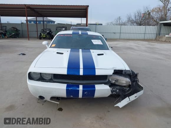 ✅ 2014 Dodge Challenger Rallye Redline • VIN: 2C3CDYAG1EH101082 • Lot: 41367959. Wystawiony na IAAI z przebiegiem 144 923 mil. Bezpłatny archiwum sprzedaży aukcyjnych z USA i szczegółowy raport historii pojazdu na DreamBid. Zdjęcie 12.