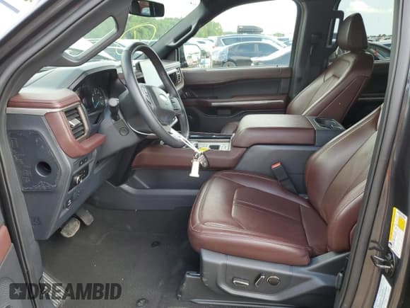 ✅ 2024 Ford Expedition Limited • VIN: 1FMJU1K81REA45719 • Lot: 59582435. Listed on Copart with 24,540 mi. Free auction sales archive from the USA and detailed vehicle history report at DreamBid. Image 7.