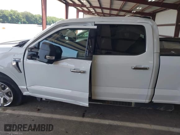 ✅ 2022 Ford F-150 XL • VIN: 1FTFW1E87NFB85116 • Lot: 42579603. Listed on IAAI with 21,015 mi. Free auction sales archive from the USA and detailed vehicle history report at DreamBid. Image 15.