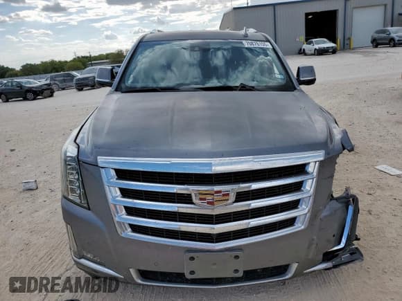 ✅ 2018 Cadillac Escalade Luxury • VIN: 1GYS3BKJ8JR141049 • Lot: 70876155. Listed on Copart with 93,110 mi. Free auction sales archive from the USA and detailed vehicle history report at DreamBid. Image 5.