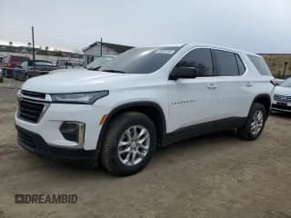 ✅ 2022 Chevrolet Traverse LS • VIN: 1GNEVFKW3NJ194785 • Lot: 89382785. Wystawiony na Copart z przebiegiem 30 809 mil. Bezpłatny archiwum sprzedaży aukcyjnych z USA i szczegółowy raport historii pojazdu na DreamBid. Zdjęcie 1.