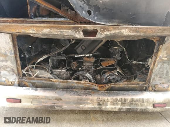 ✅ 1979 Volkswagen Beetle • VIN: 2392063156 • Lot: 57988605. Wystawiony na Copart z przebiegiem Nie podano. Bezpłatny archiwum sprzedaży aukcyjnych z USA i szczegółowy raport historii pojazdu na DreamBid. Zdjęcie 12.