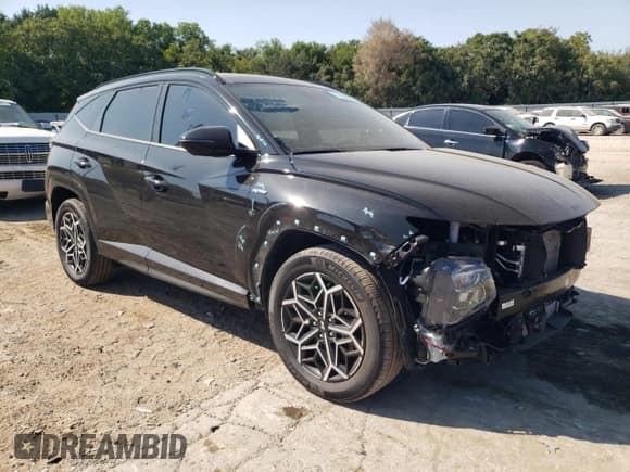 ✅ 2024 Hyundai Tucson N Line • VIN: KM8JFCD1XRU164252 • Lot: 70608304. Wystawiony na Copart z przebiegiem 15 302 mil. Bezpłatny archiwum sprzedaży aukcyjnych z USA i szczegółowy raport historii pojazdu na DreamBid. Zdjęcie 4.