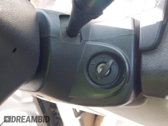 ✅ 2006 Saturn VUE • VIN: 5GZCZ53486S807330 • Lot: 41691578. Wystawiony na IAAI z przebiegiem 203 310 mil. Bezpłatny archiwum sprzedaży aukcyjnych z USA i szczegółowy raport historii pojazdu na DreamBid. Zdjęcie 11.