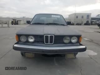 ✅ 1983 BMW 3 Series • VIN: WBAAG3306D9000984 • Лот: 81789764. Опубликован ранее на Copart с пробегом 235 915 миль. Бесплатный доступ к архиву аукционных продаж из США и подробный отчёт об истории автомобиля на DreamBid. Изображение 5.