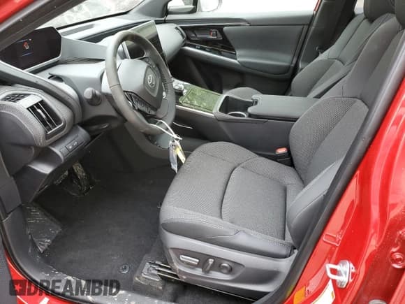 ✅ 2025 Toyota bZ4X XLE • VIN: JTMABACA3SA092100 • Lot: 57491055. Listed on Copart with 326 mi. Free auction sales archive from the USA and detailed vehicle history report at DreamBid. Image 7.