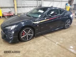 ✅ 2019 Toyota 86 GT • VIN: JF1ZNAE17K9701140 • Лот: 70930645. Опубликован ранее на Copart с пробегом 22 763 миль. Бесплатный доступ к архиву аукционных продаж из США и подробный отчёт об истории автомобиля на DreamBid. Изображение 1.