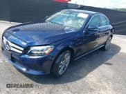 ✅ 2019 Mercedes-Benz C 300 • VIN: 55SWF8EB9KU283955 • Lot: 42830289. Wystawiony na IAAI z przebiegiem 6 929 mil. Bezpłatny archiwum sprzedaży aukcyjnych z USA i szczegółowy raport historii pojazdu na DreamBid. Zdjęcie 17.