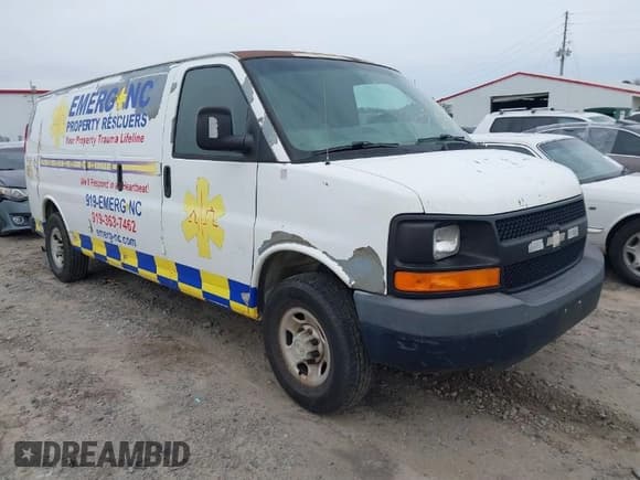 ✅ 2009 Chevrolet Express Cargo • VIN: 1GCGG29C591175399 • Lot: 41753488. Listed on IAAI with 216,988 mi. Free auction sales archive from the USA and detailed vehicle history report at DreamBid. Image 1.