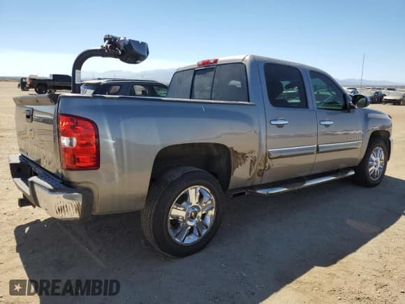 ✅ 2013 Chevrolet Silverado 1500 LT • VIN: 3GCPCSE02DG312901 • Lot: 71851654. Listed on Copart with 83,315 mi. Free auction sales archive from the USA and detailed vehicle history report at DreamBid. Image 3.