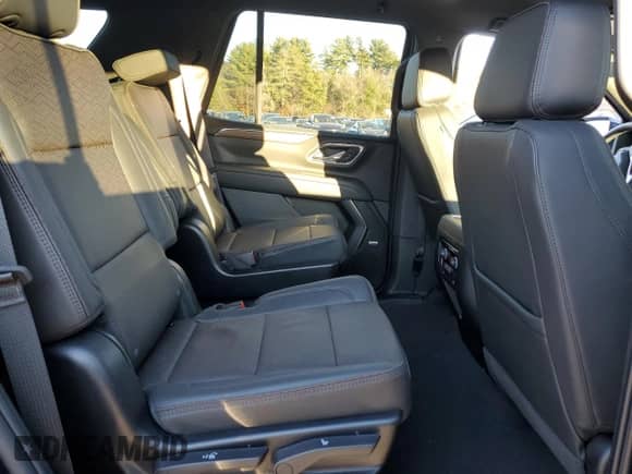 2024 Chevrolet Tahoe High Country с VIN 1GNSKTKL2RR107496, выставлен на аукционе Copart как лот 81970994 с пробегом 8 827 миль миль и Списание • Salvage title. История ставок и продаж доступна на DreamBid. Изображение 11.